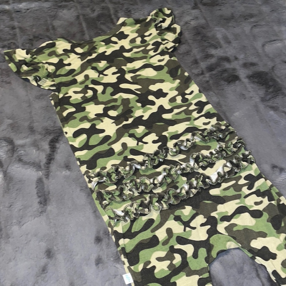 2T EUC Posh Peanut Cadet Camouflage Ruffle Butt Cap Sleeve Romper